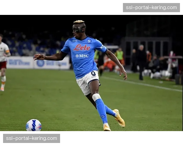 赛后述评：那不勒斯中场控制力缺失，奥斯梅恩孤立无援