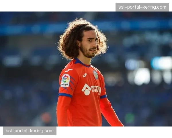 朗斯后卫马朗-萨尔表现抢眼，吸引多支英超球队关注